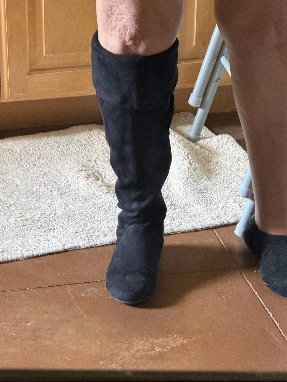 Women’s Over-the-Knee Black Suede Boots